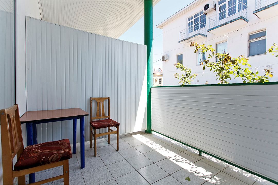 Бюджетный 2-местный (с балконом)