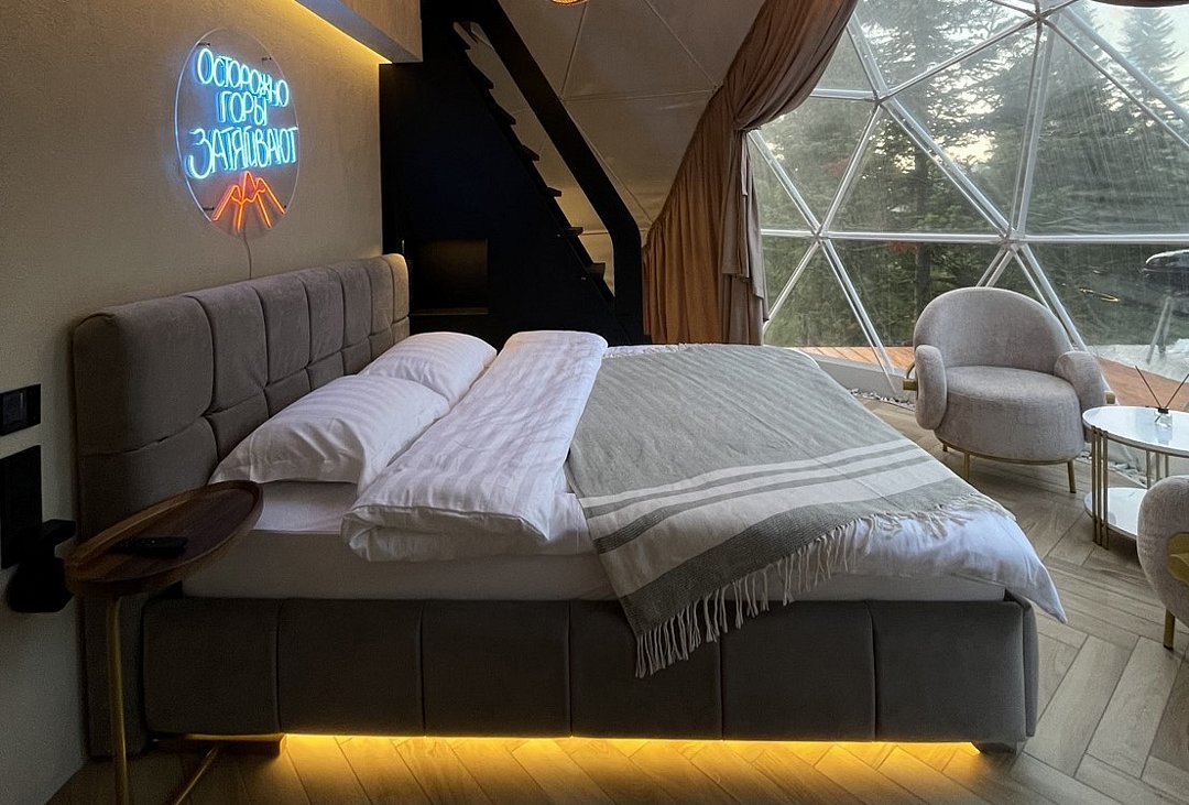 Купольный дом Neon