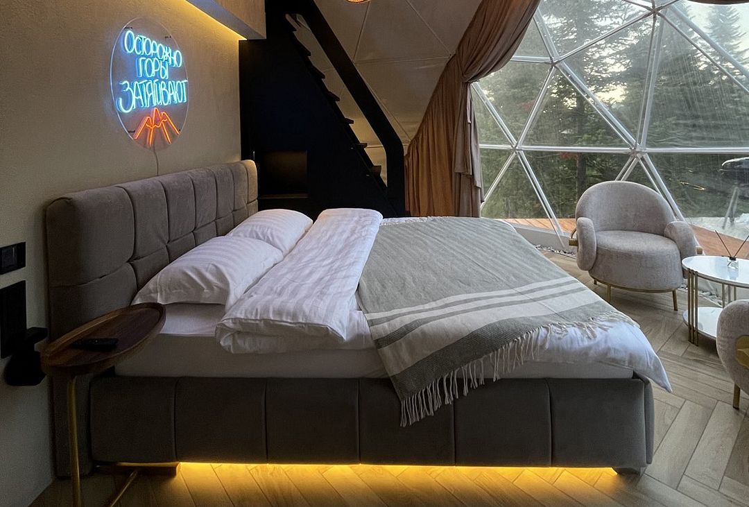 Купольный дом Neon