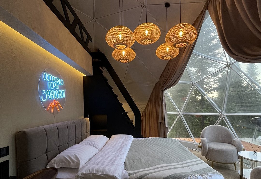 Купольный дом Neon