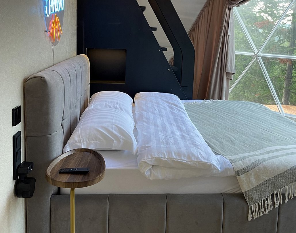 Купольный дом Neon