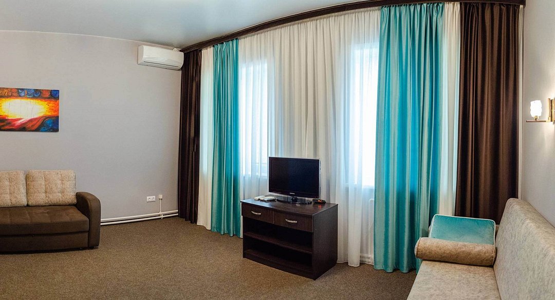 Домик 6-местный Гостевой