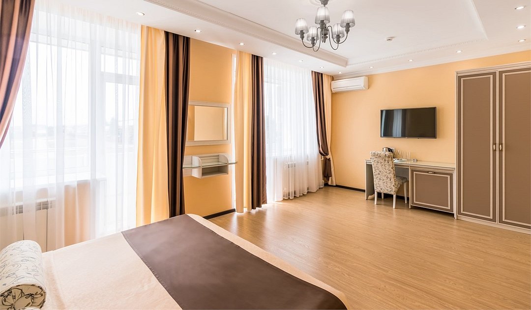 Бизнес 2-местный (с балконом, вид на парк)