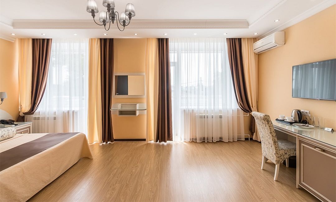 Бизнес 2-местный (с балконом, вид на парк)