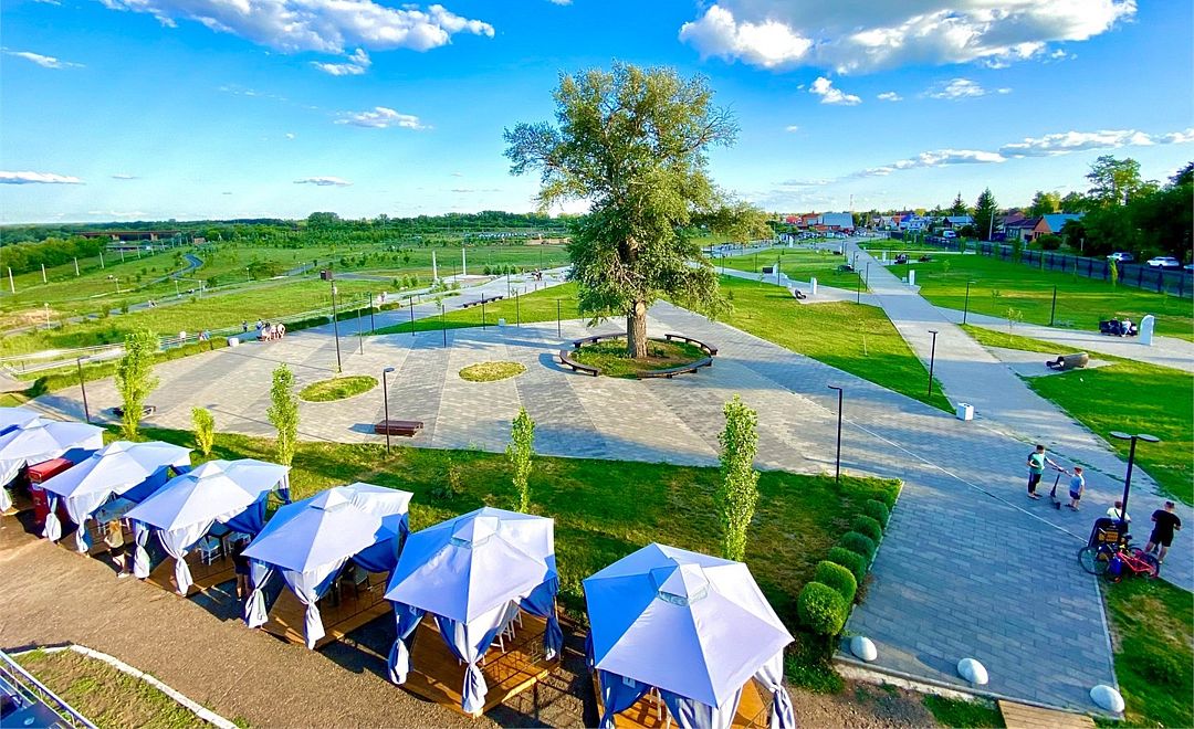 Бизнес 2-местный (с балконом, вид на парк) | Парк-отель Пушкин, Оренбургская область