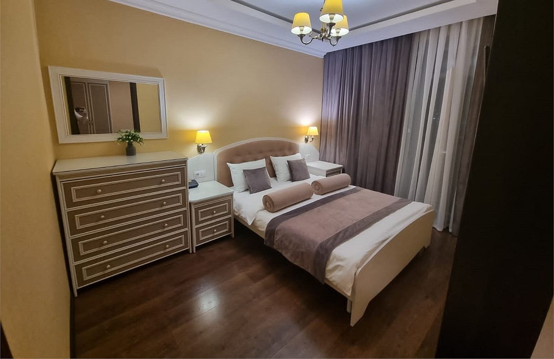 Люкс UP 2-местный (с балконом, вид на парк)