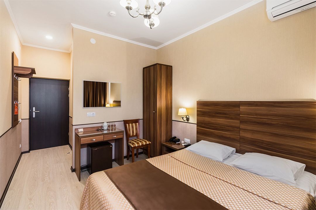 Номер 2-местный DBL (с балконом, вид на парк)