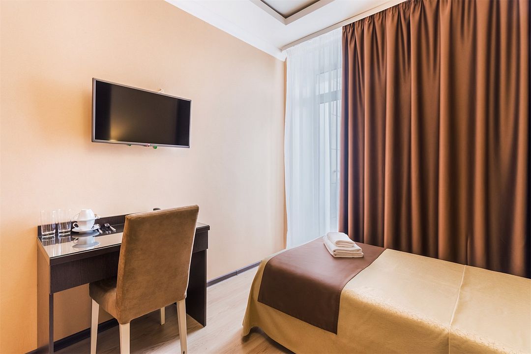 Номер 2-местный TWIN (с балконом, вид на парк)