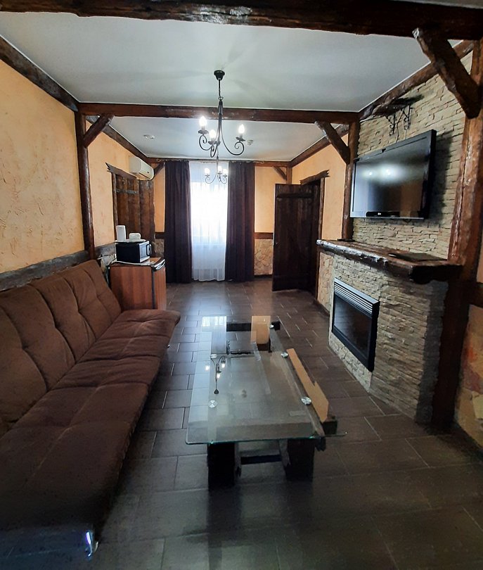 Люкс 4-местный 3-комнатный