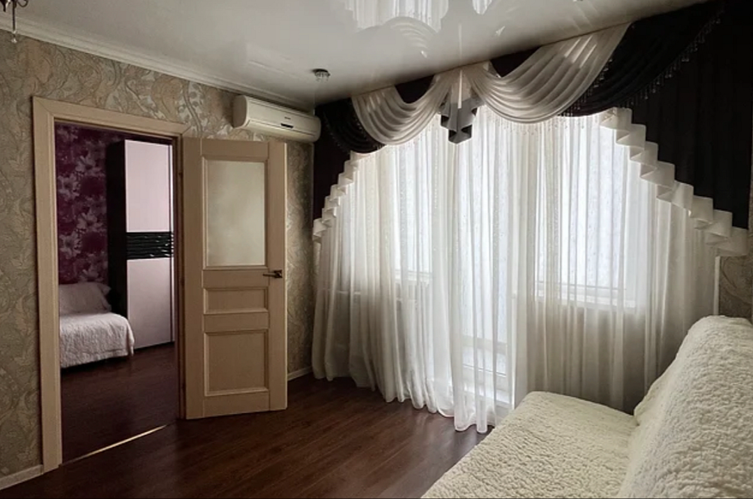 Комфорт Комильфо 4-местный 2-комнатный (пр-кт Мира, 19)