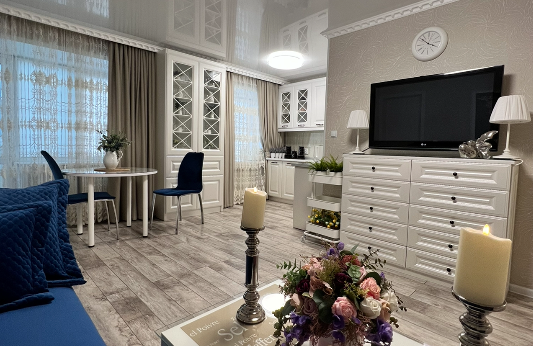 Люкс Центральный 2-местный 2-комнатный (пр-кт Ленина, д. 19)