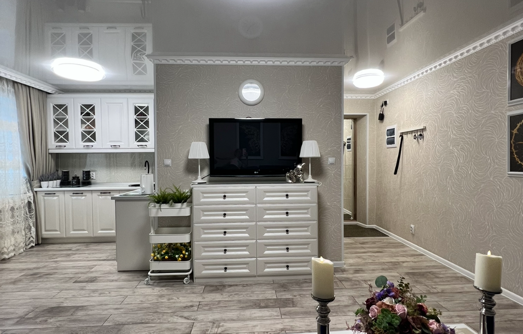 Люкс Центральный 2-местный 2-комнатный (пр-кт Ленина, д. 19)