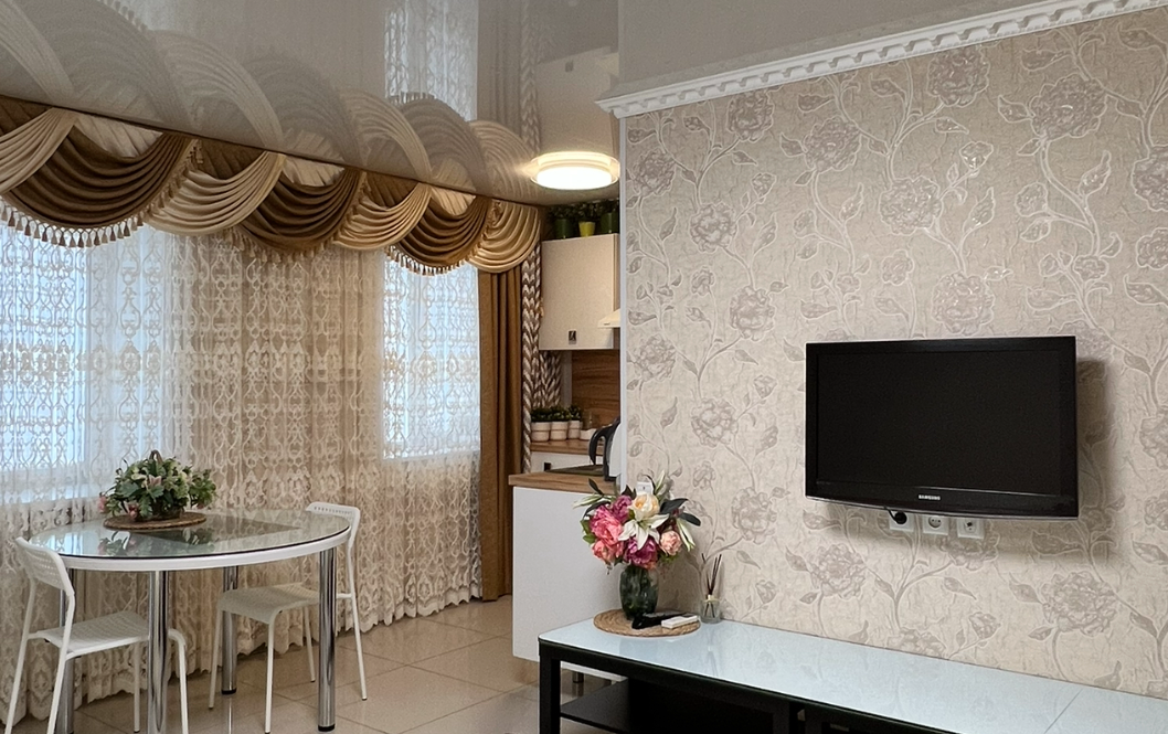 Люкс Волжанка 3-местный 2-комнатный (пр-кт Ленина, д. 17)