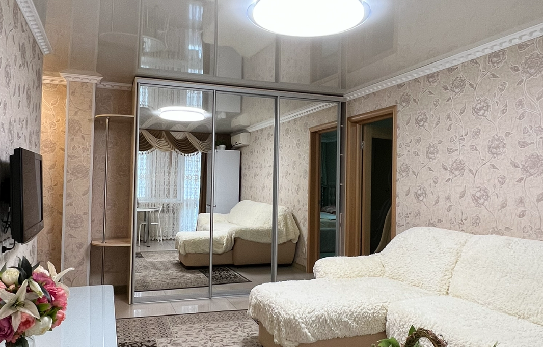 Люкс Волжанка 3-местный 2-комнатный (пр-кт Ленина, д. 17)