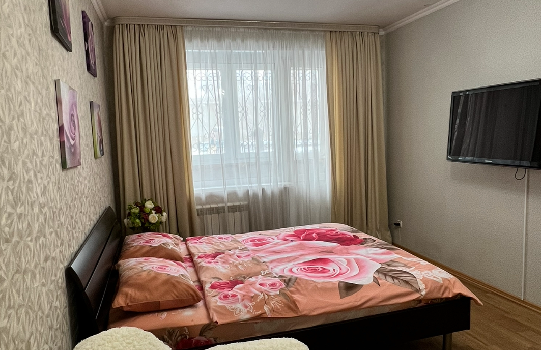 Стандартный Луч 2-местный 1-комнатный (пр-кт Ленина, д. 80А)