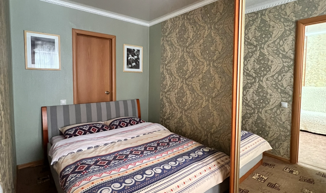 Стандартный Даикс 3-местный 2-комнатный (пр-кт Ленина, д. 22)