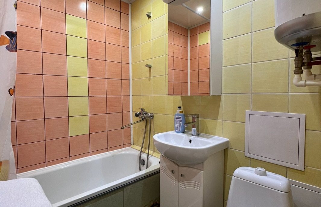 Стандартный Даикс 3-местный 2-комнатный (пр-кт Ленина, д. 22)