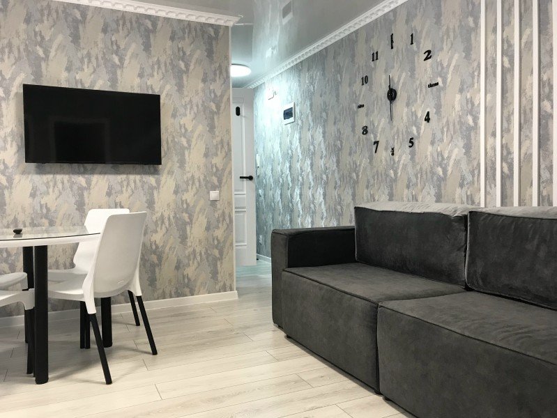 Суперлюкс Оскар 4-местный 3-комнатный (пр-кт Ленина, д. 19)