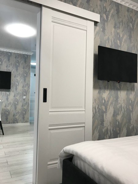 Суперлюкс Оскар 4-местный 3-комнатный (пр-кт Ленина, д. 19)