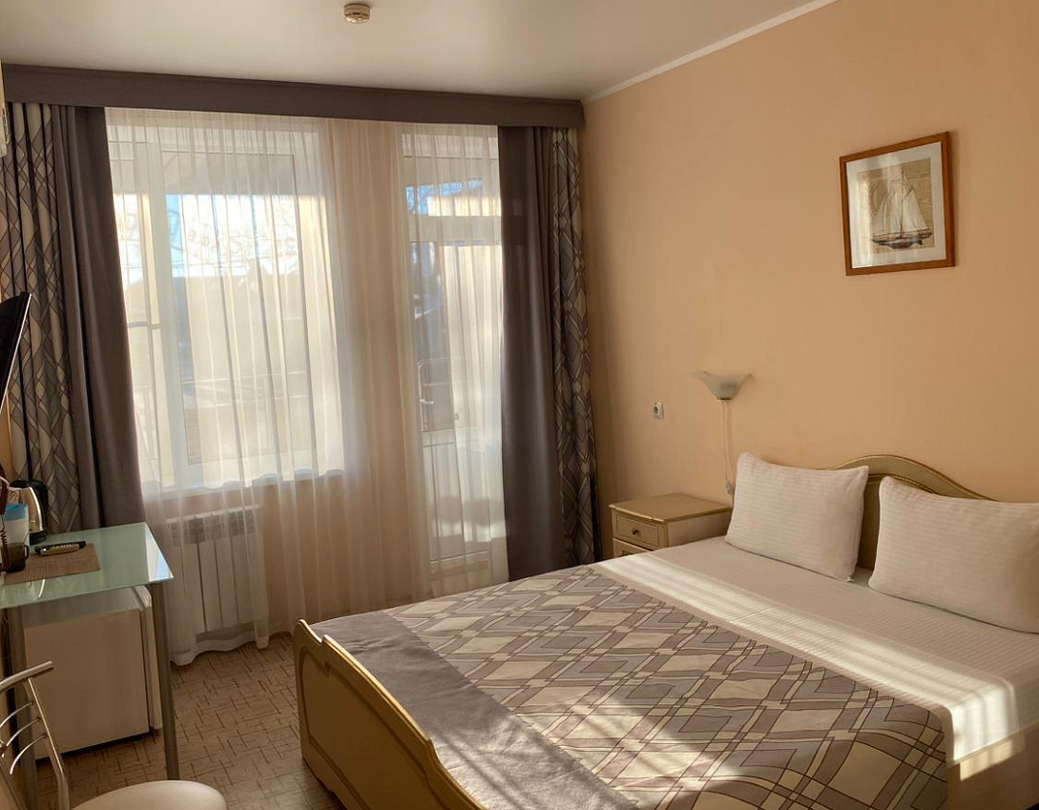 Стандартный 2-местный 1-комнатный (с балконом)