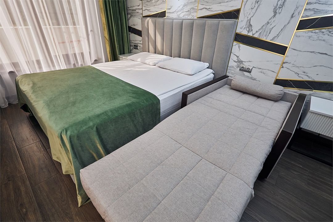 Комфорт Улучшенный 3-местный (с креслом-кроватью)