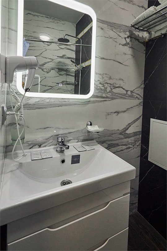 Комфорт Улучшенный 3-местный (с креслом-кроватью)