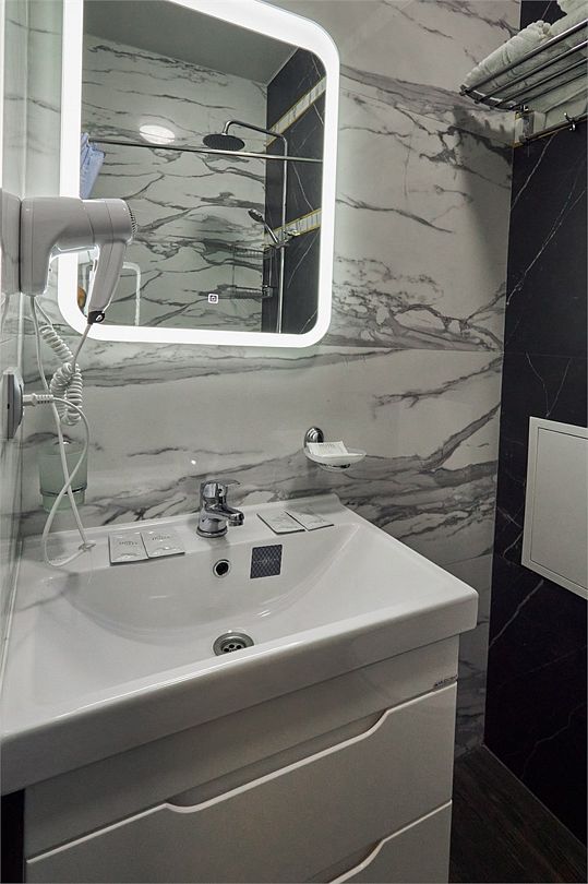 Комфорт Улучшенный 3-местный (с креслом-кроватью)