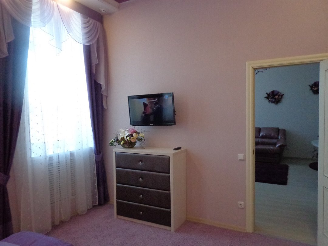 Люкс 2-местный 2-комнатный (корпус № 1, номер 2)