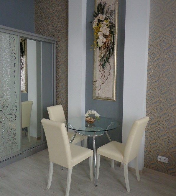 Люкс 2-местный 2-комнатный (корпус № 1, номер 4)