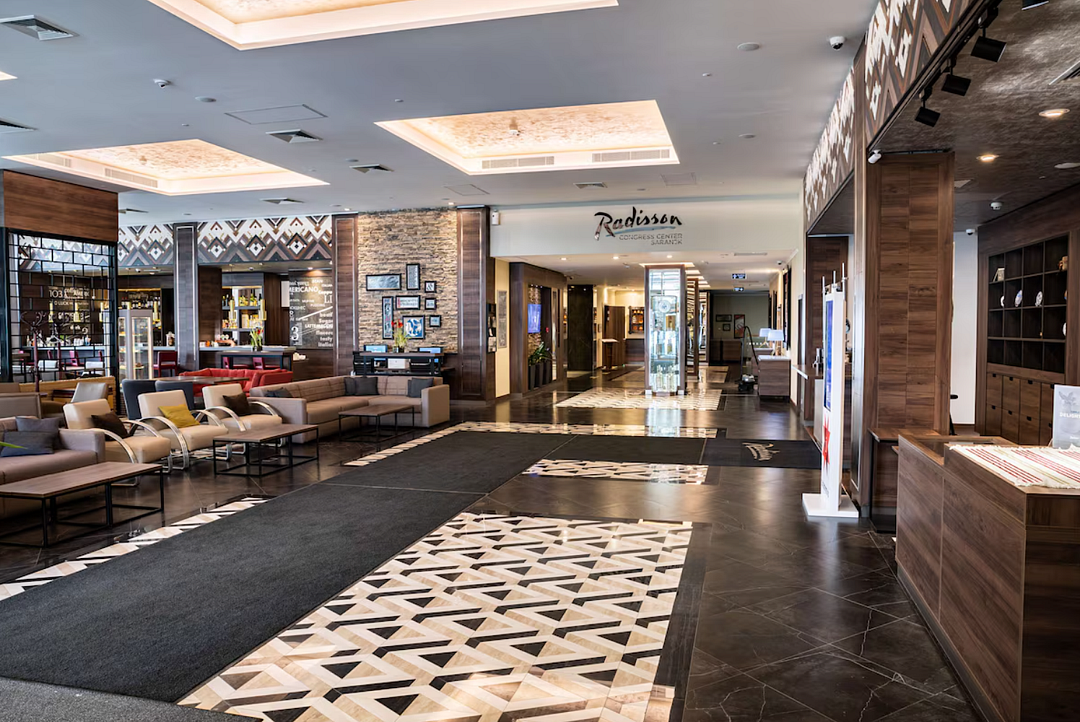 Холл | Radisson Hotel & Congress Center Saransk, Республика Мордовия