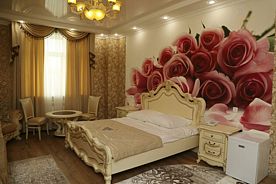 Двухместный Люкс Свадебный двуспальная кровать, Отель Триумф, Южно-Сахалинск