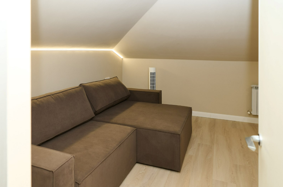 Люкс 2-местный 2-комнатный (Мансарда)