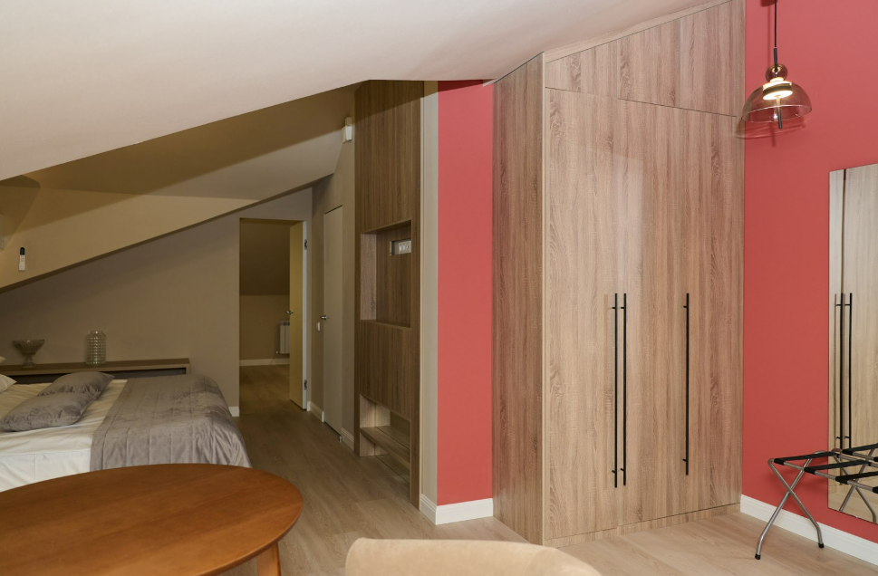 Люкс 2-местный 2-комнатный (Мансарда)