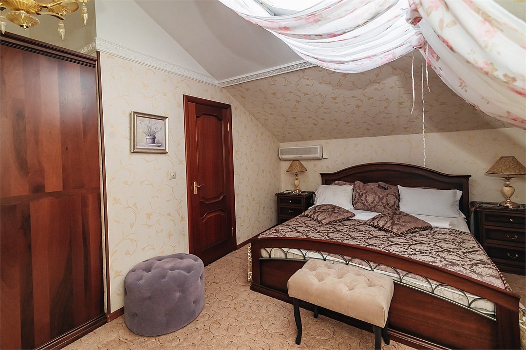 Джуниор сюит 2-местный (Мансардный)