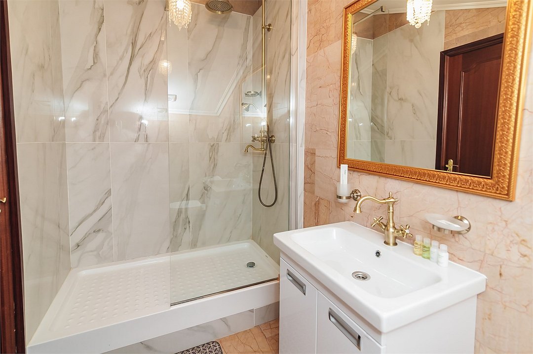 Джуниор сюит 2-местный (Мансардный)