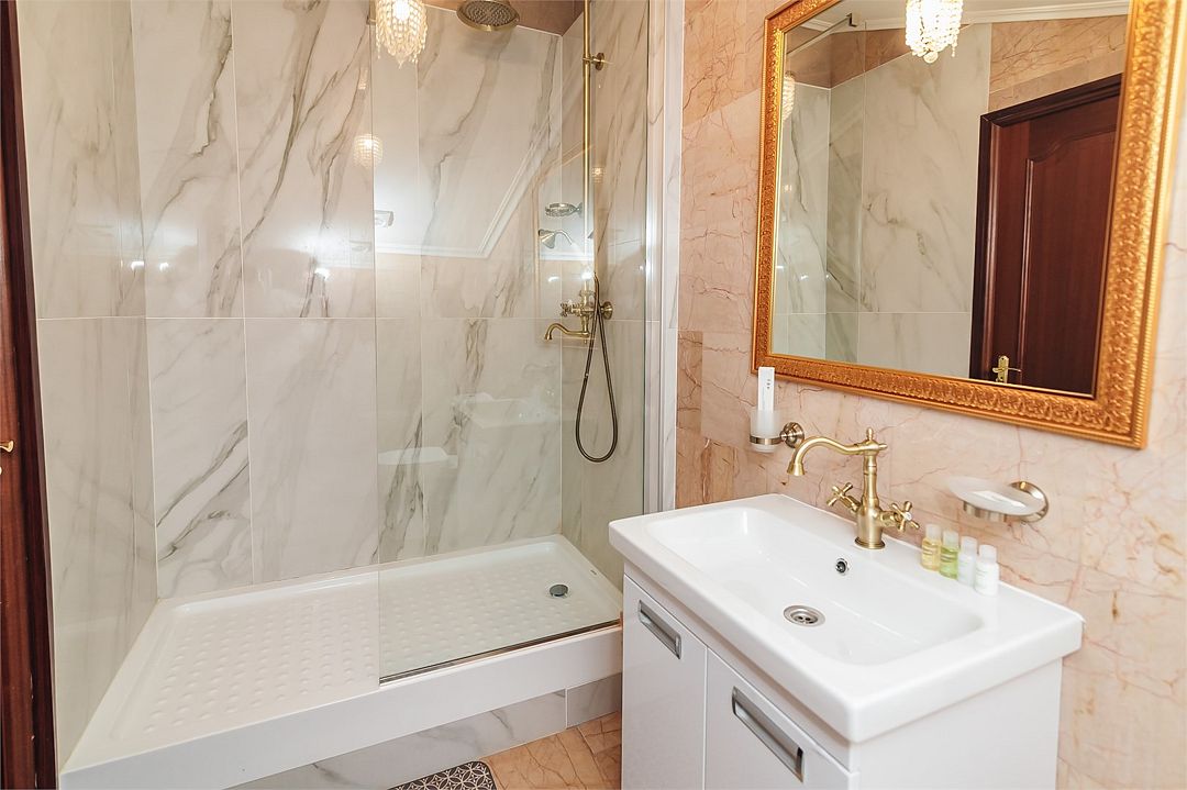 Джуниор сюит 2-местный (Мансардный)