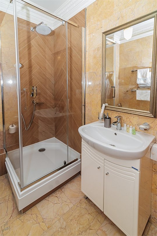 Джуниор сюит 2-местный (Мансардный)