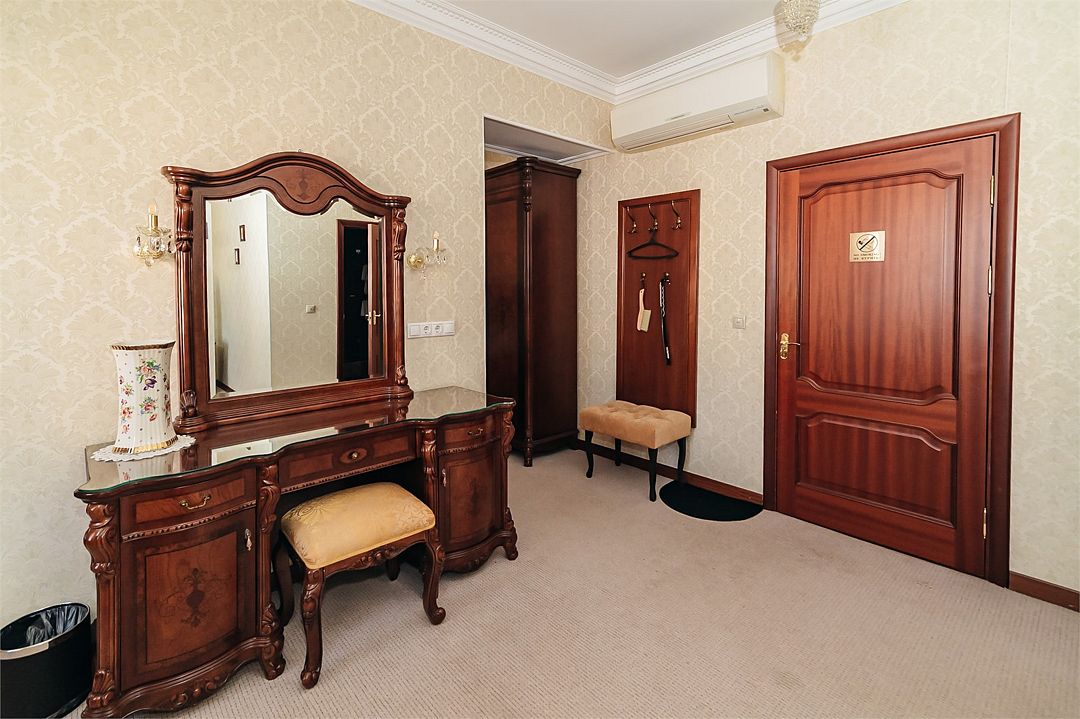 Джуниор сюит 4-местный (Супериор)