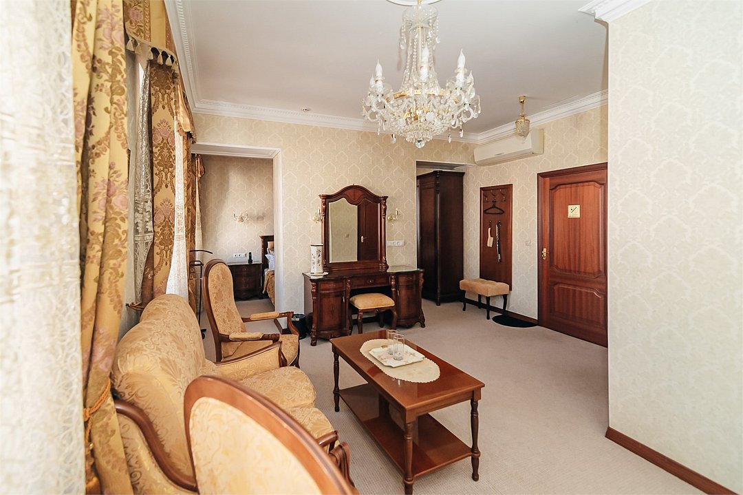 Джуниор сюит 4-местный (Супериор)