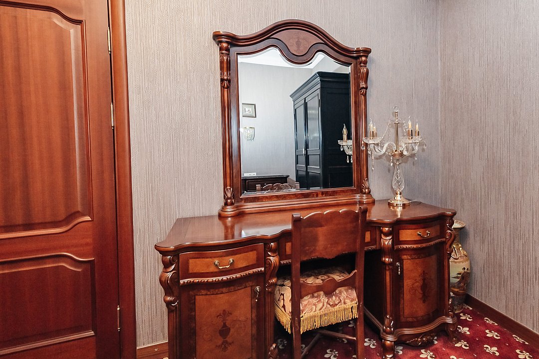 Люкс 4-местный 2-комнатный (№5)