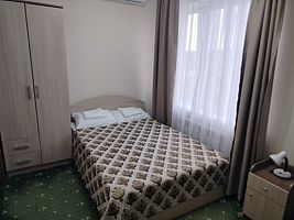 Двухместный номер 3 этаж Economy двуспальная кровать, Отель Номад, Элиста