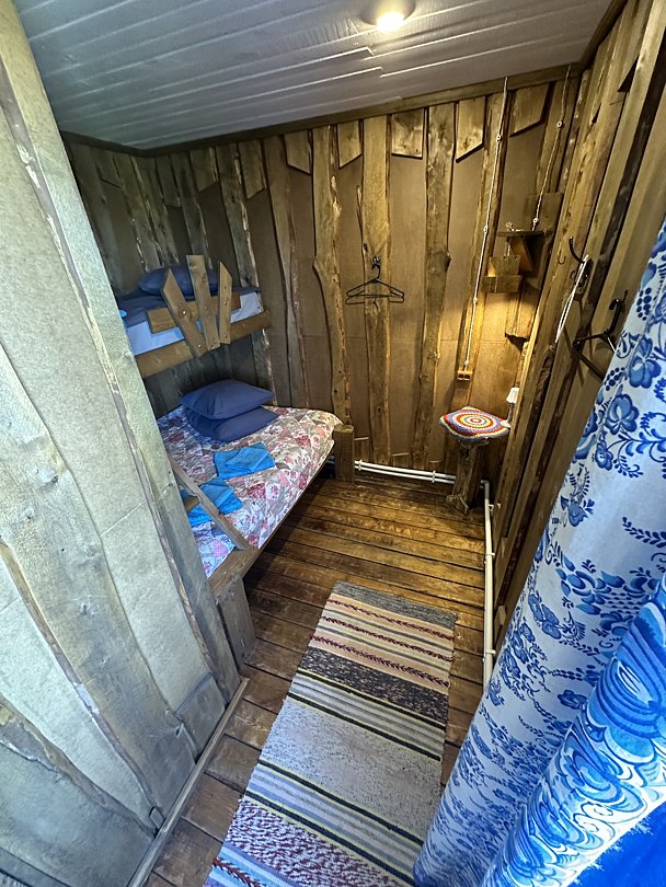 Высшая категория 3-местный