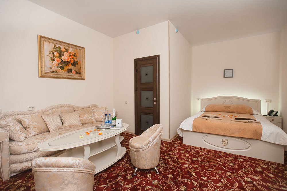 Люкс 2-местный 1-комнатный (ТриА)