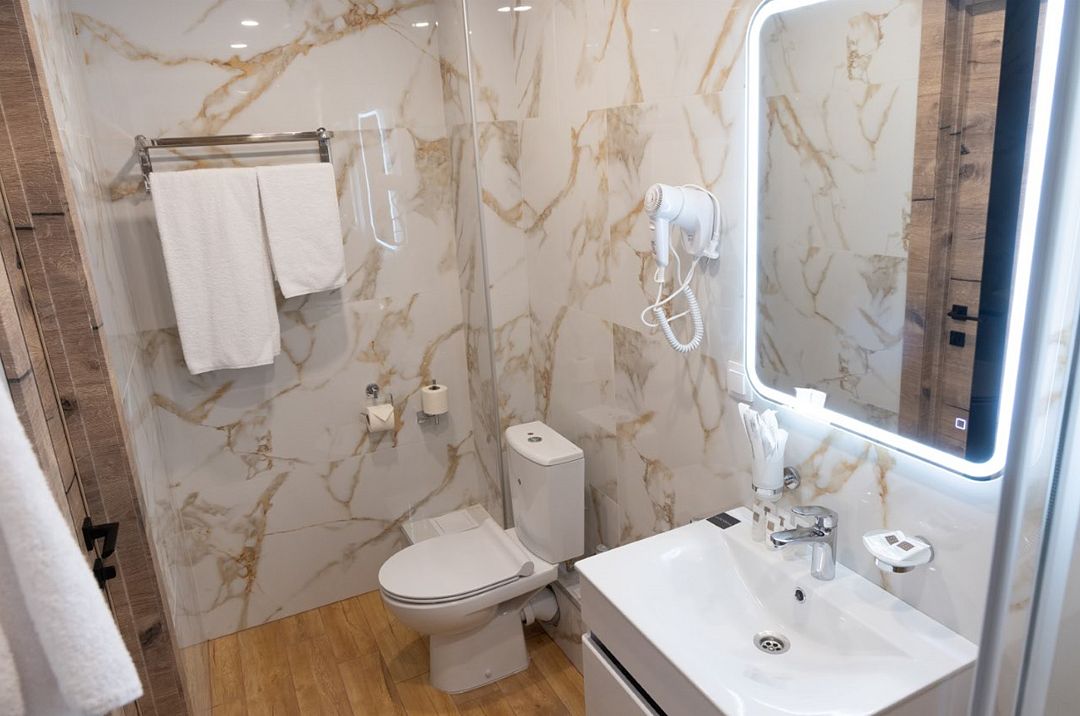 Джуниор Сюит 2-местный (Улучшенный)