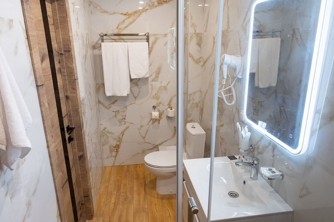 Джуниор Сюит 2-местный (Улучшенный)