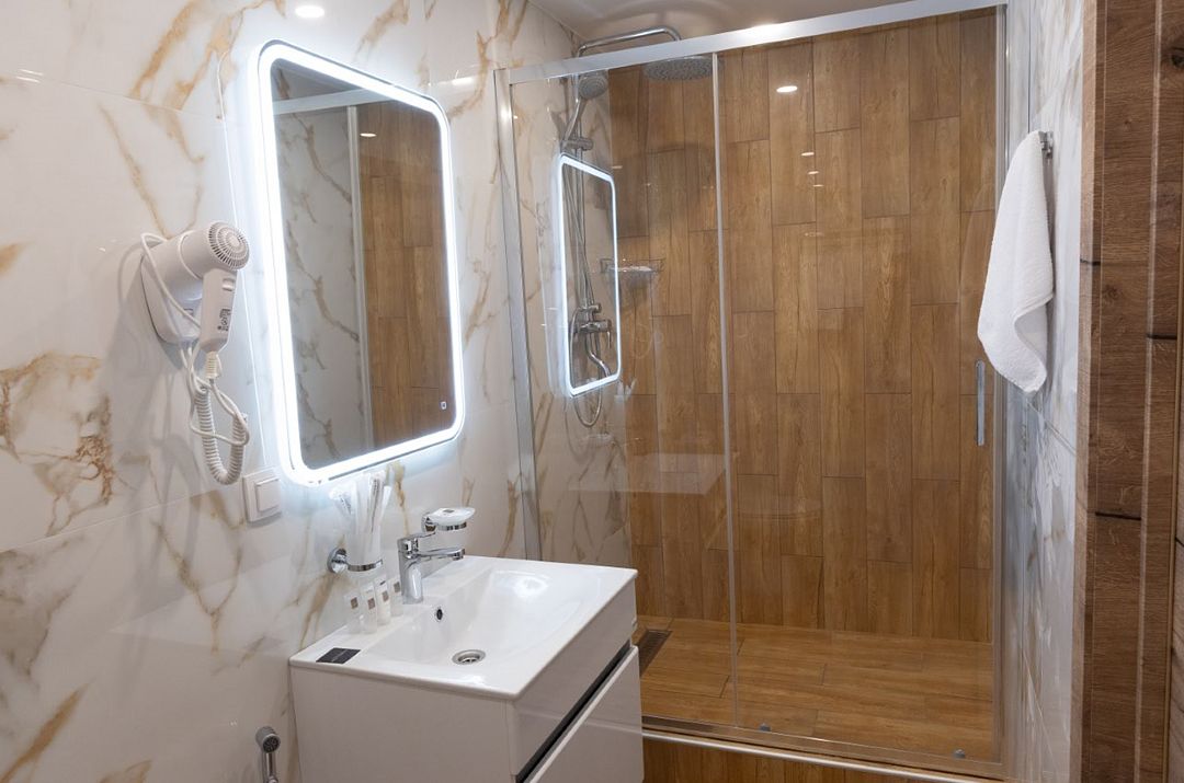 Джуниор Сюит 2-местный (Улучшенный)