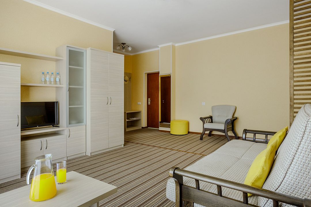 Люкс Улучшенный 2-местный 2-комнатный