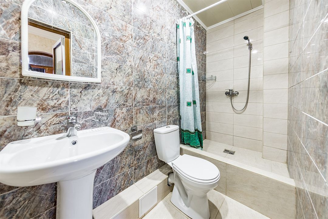 Апартаменты 4-местный 2-комнатный (с мини-кухней и балконом)