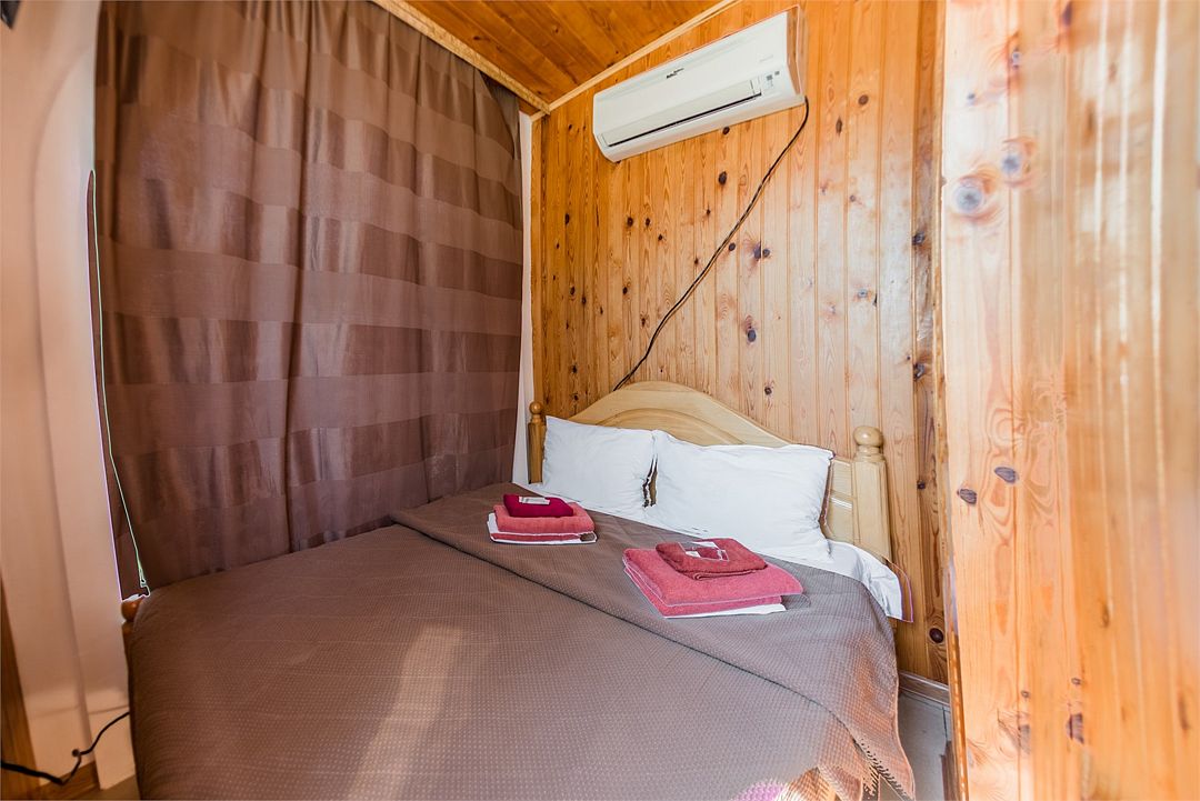 Апартаменты 4-местный 2-комнатный (с мини-кухней и балконом)