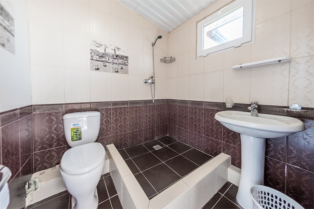 Апартаменты 4-местный 2-комнатный (с мини-кухней и балконом)